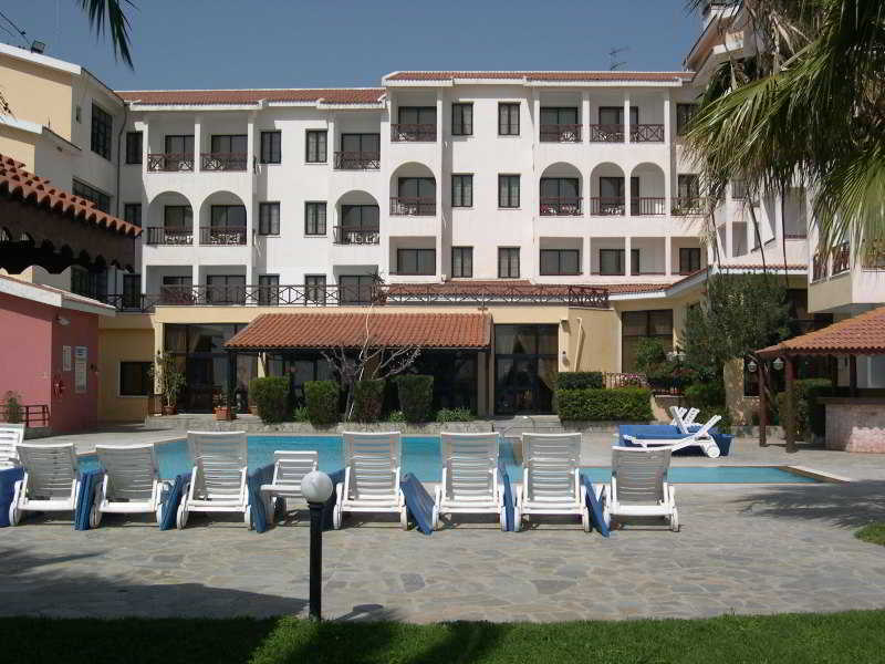 Episkopiana Hotel & Sport Resort Episkopi  Екстер'єр фото